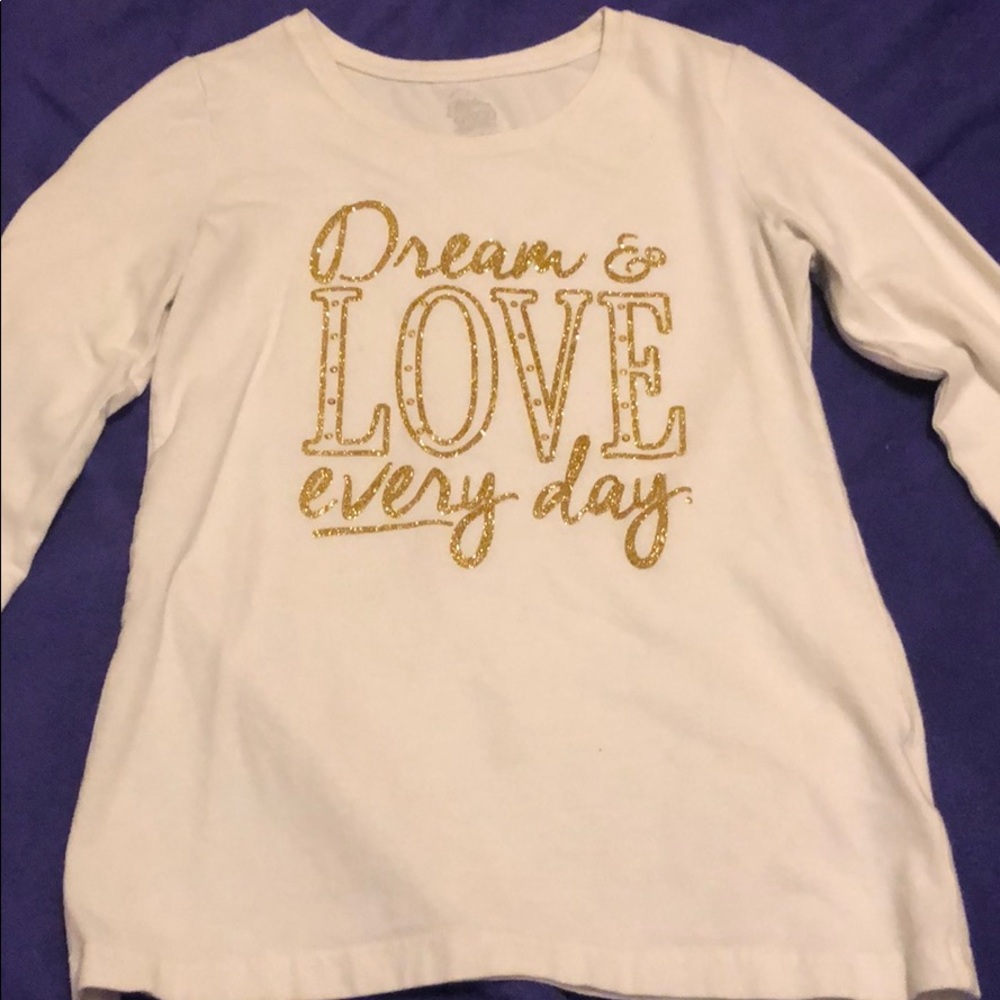 a girls long sleeve tee shirt